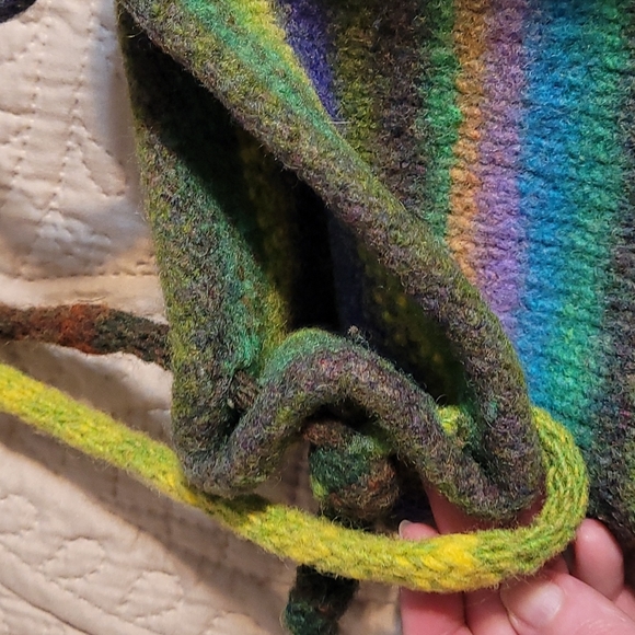 Hand knit wool rainbow purse bag - Picture 4 of 5